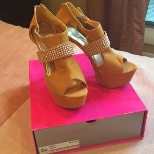 A must have color!!!